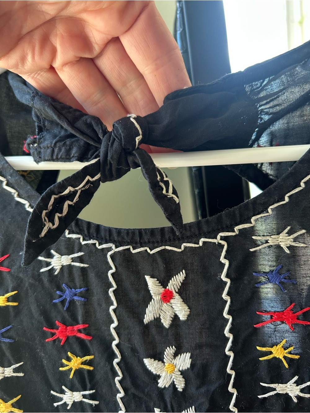 Madewell Embroidered tie-back cut out top - Picture 7 of 16